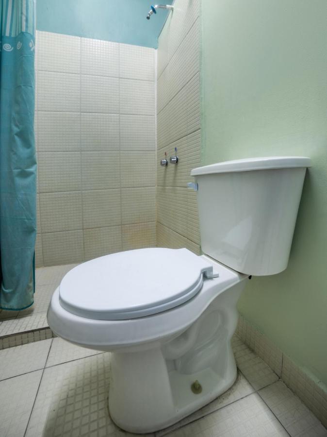 Oyo Hostel Oasis Centro Cerca Del Hospital Issste Hospital Jose Ma Morelos メキシコシティ エクステリア 写真
